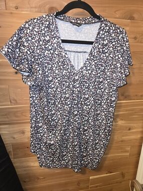 LOMON Black Floral Scoop-Neck Top with Pink & White Ditsy Print